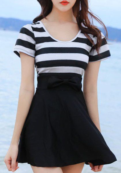 

Simple Design Women's Scoop Neck Short Sleeves Striped Swimwear, Black