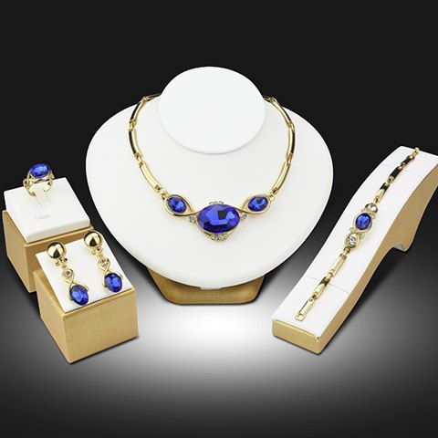 Un costume de magnifiques Faux Sapphire strass Collier Boucles d'oreilles Bracelet et bague pour les femmes - Bleu et Or 