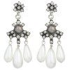 Pair of Noble Faux Pearl Water Drop Earrings For Women - Blanc 