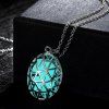Fashion évider Oval Triangle Carve luminescentes Faux Collier Gem - Cyan 
