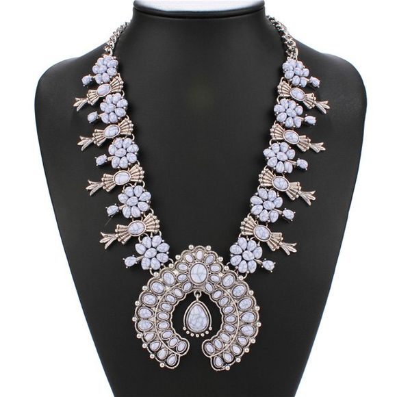 Retro Style Round White Turquoise Bowknot Pendant Necklace For Women - Blanc 