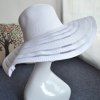 Chic Transparent Yarn Brim Outdoor Sunscreen Women's Straw Hat - Blanc 