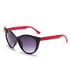 Chic Fleur Bicolor match Femmes de Cat Eye Sunglasses - Rouge 