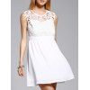 Trendy Jewel Neck Sleeveless Lace Spliced ​​Dress pour les femmes - Blanc L