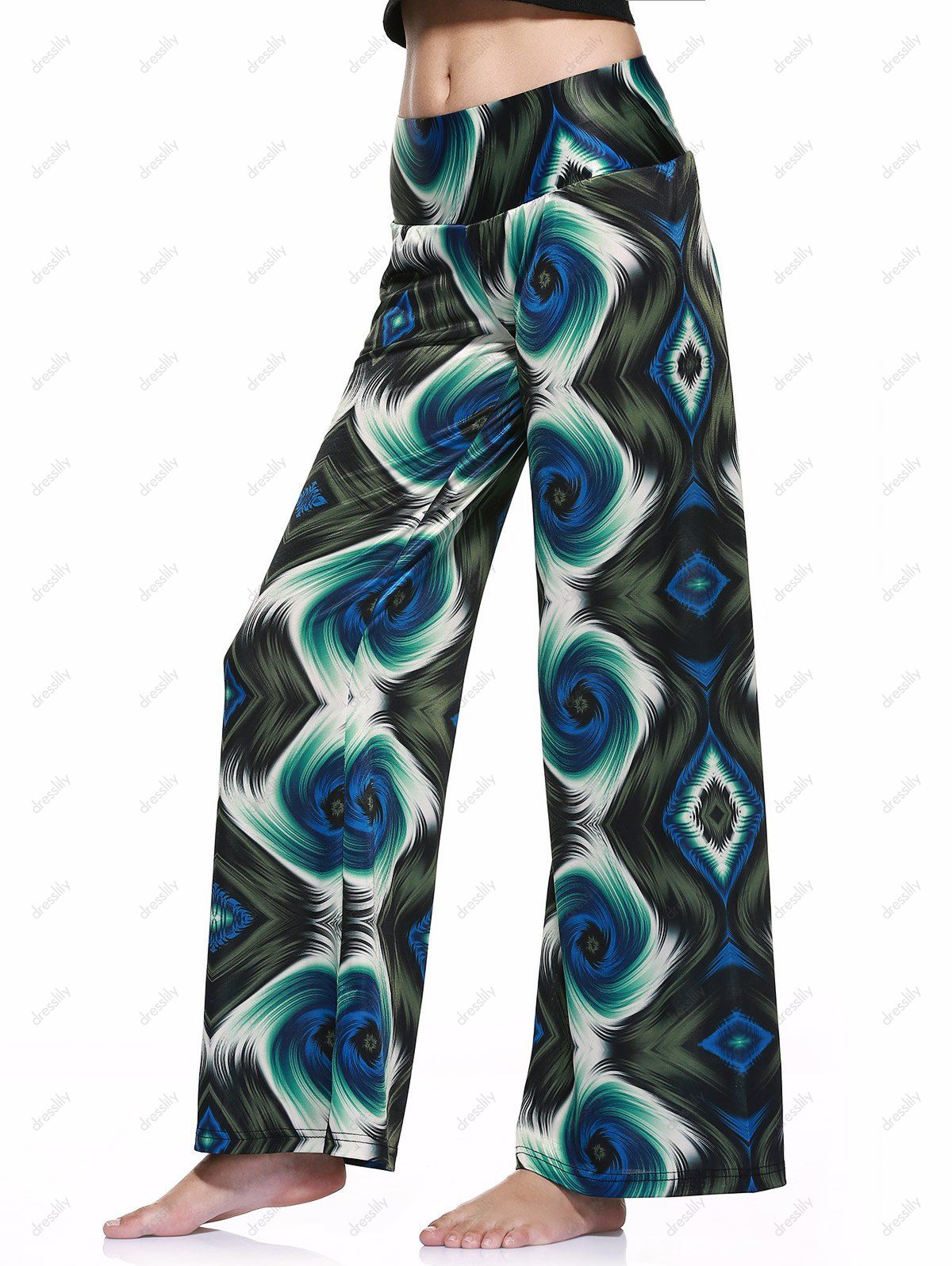loose fitting pants