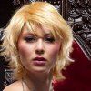 Mode Blond Courts humain Fluffy Cheveux naturels Vague capless perruque pour les femmes - d'or 
