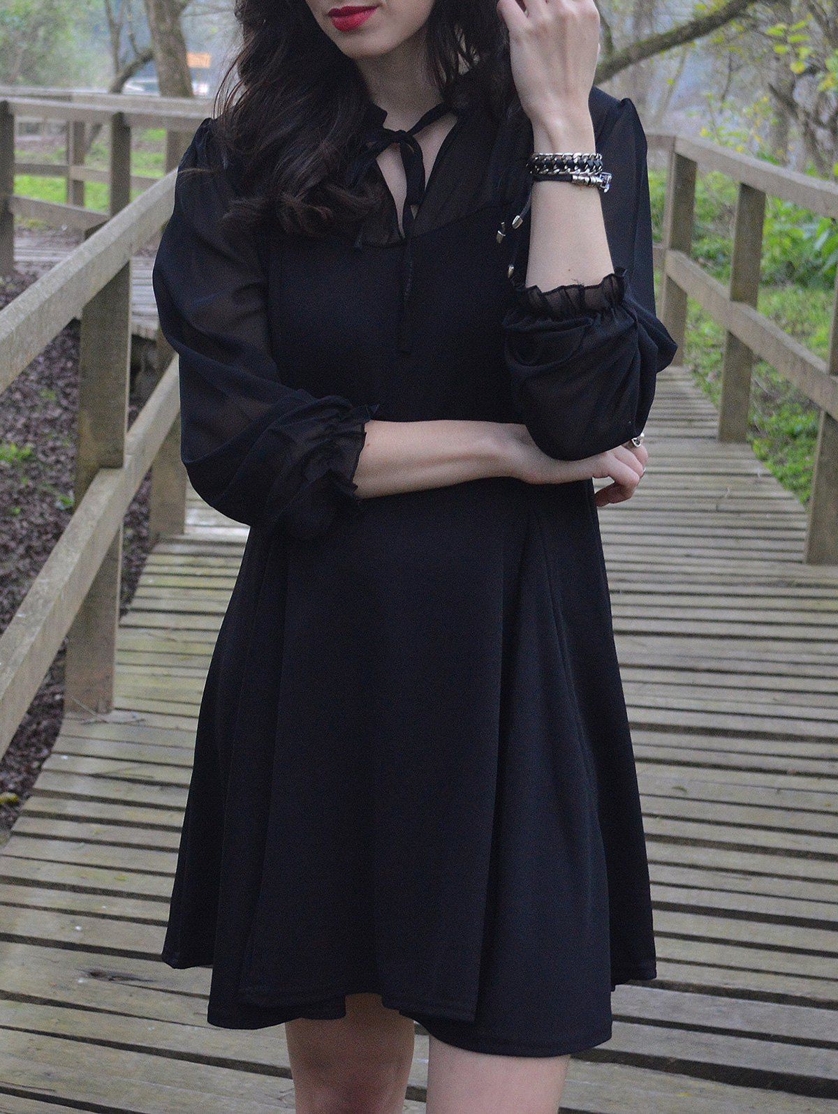 2022 Vintage Black Tied Stand Collar 