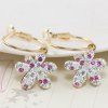 Pair of Delicate Flower Rhinestone Charming Earrings For Women - d'or 
