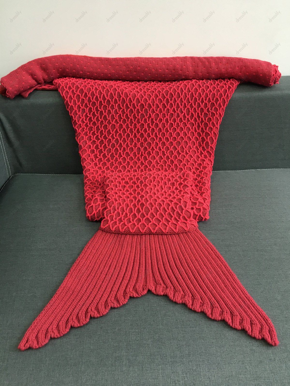 2018 Fashionable Knitting Fishing Net Design Mermaid Shape Blanket RED In Blankets & Throws