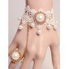 Élégant Faux Bracelet de perles en dentelle avec anneau - Blanc 