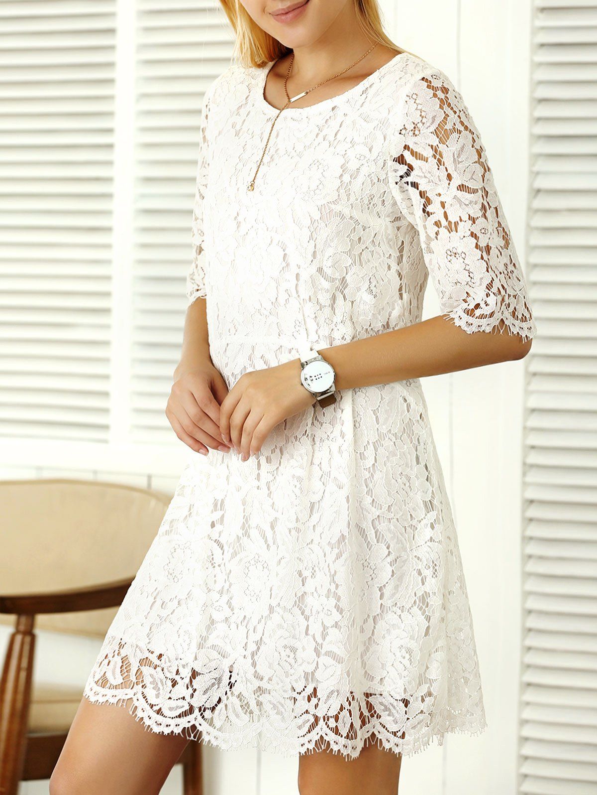 Ажурное белое платье