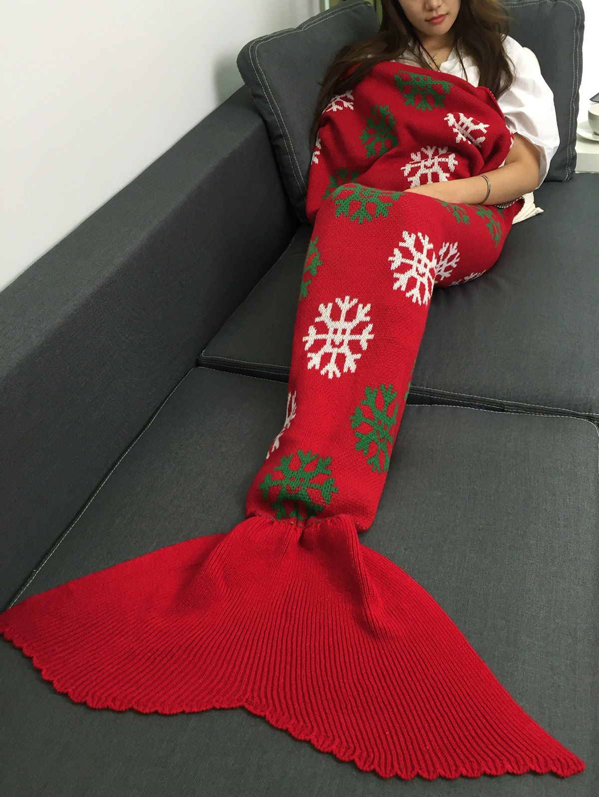 

Knitted Christmas Snows Design Mermaid Tail Blanket, Red