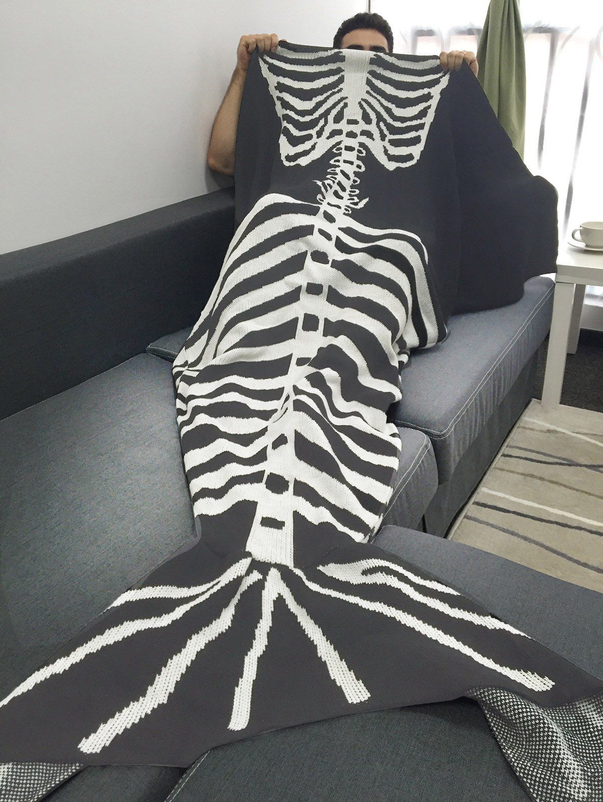 

Fish Skeleton Wrap Sofa Men Halloween Mermaid Blanket, Grey and white