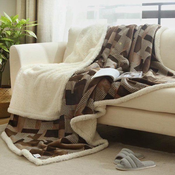 

Comfortable Berber Fleece Geometric Plaid Pattern Throw Blanket, Brown