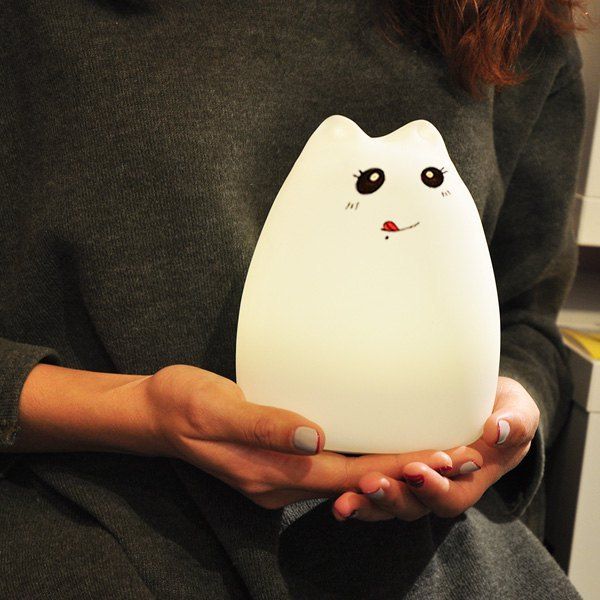 

Touching Cat Cartoon USB Charging Ombre LED Night Light, White