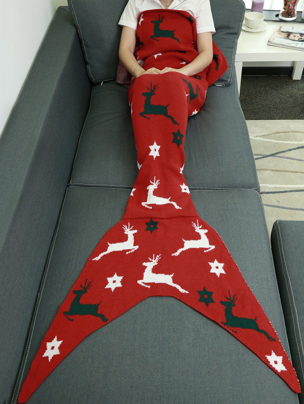 Super Soft Christmas Deer Knitted Wrap Mermaid Tail Blanket - RED 