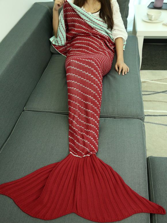 Couverture Enveloppante Sirène Tricotée au Crochet Rayures Obliques pour Canapé - Rouge 