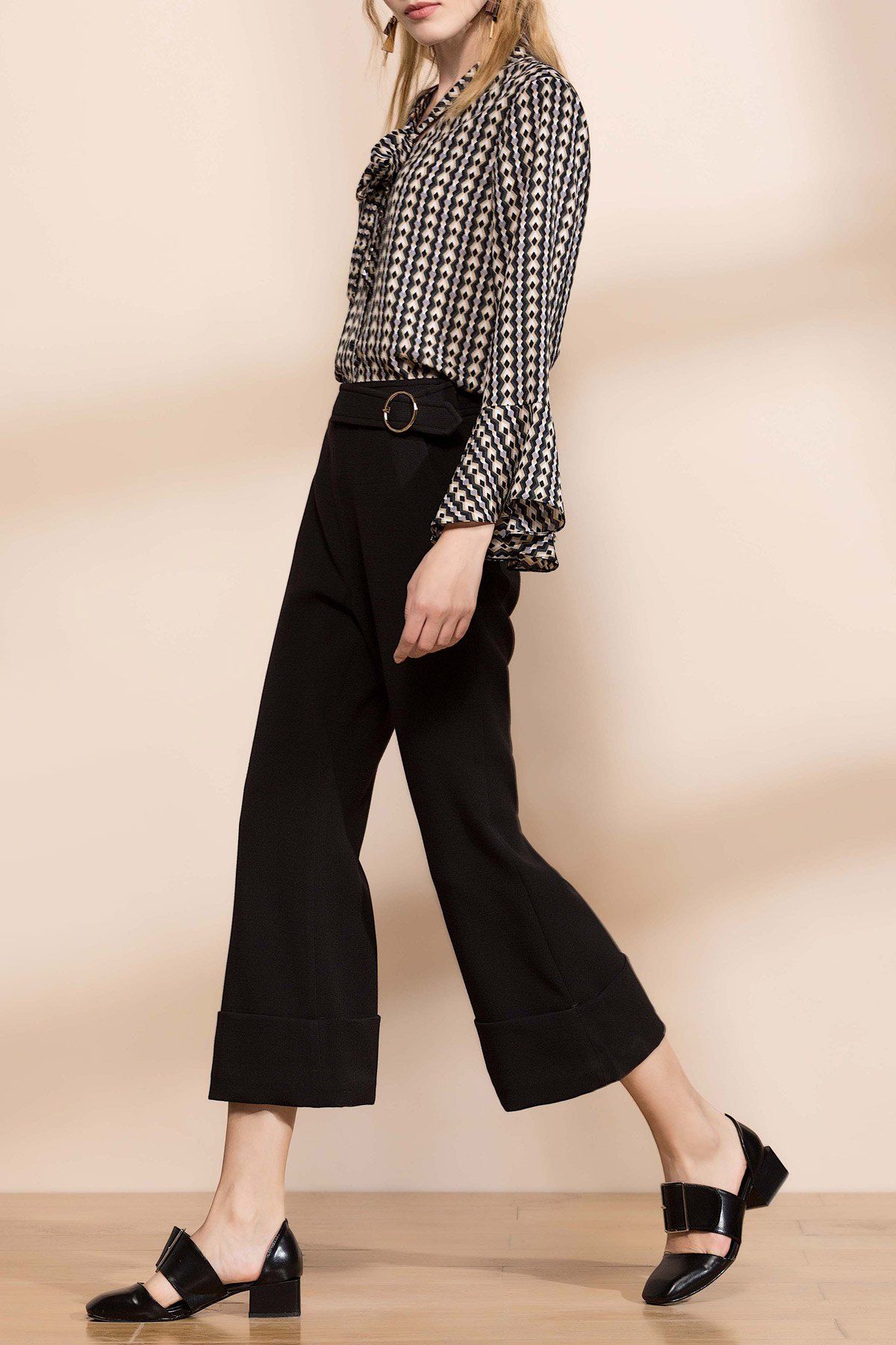 2018 Tie Collar Printed Bell Sleeve Blouse GREEN XL In Blouses Online