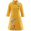 A Line Pocket Bowknot Bird Broderie en laine de Swing Dress - Deep Yellow M