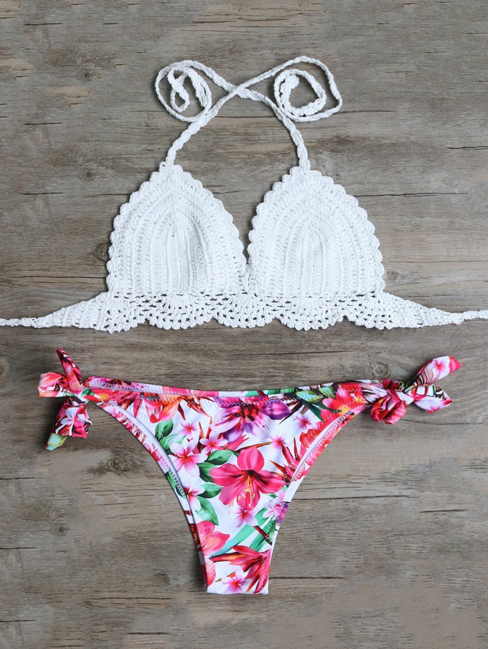 Scalloped Crocheted Floral Bikini Set - WHITE S.