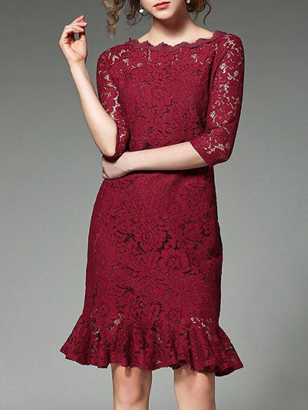 vestido de renda gola canoa