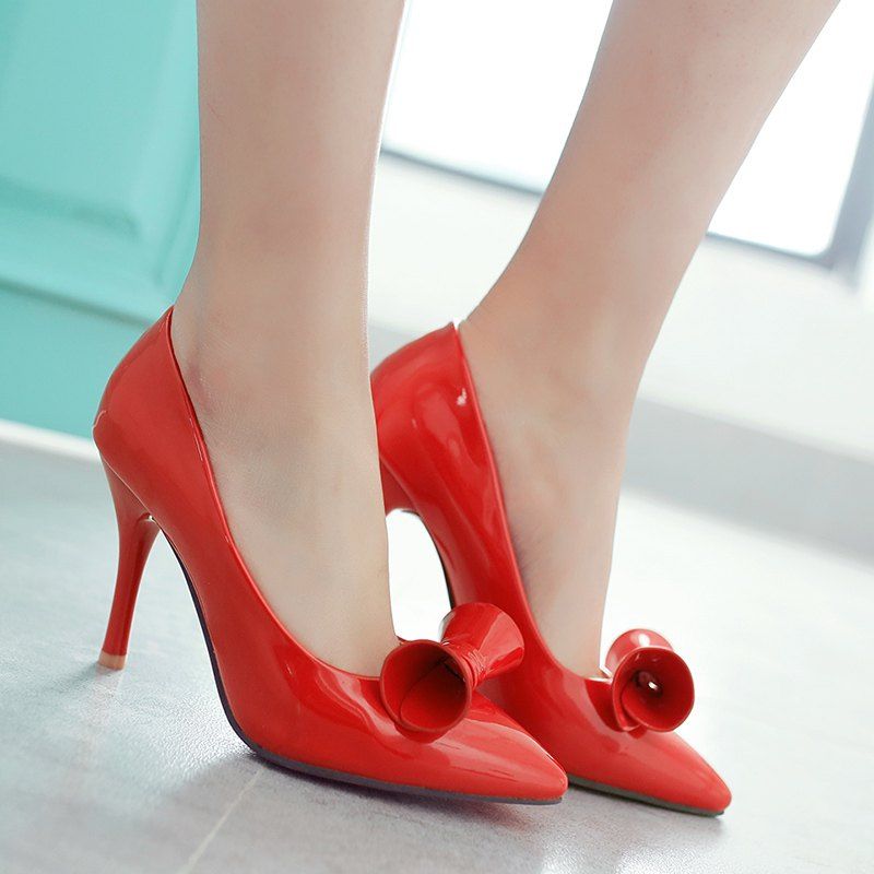 

Patent Leather Bow Pointed Toe Pumps, Red