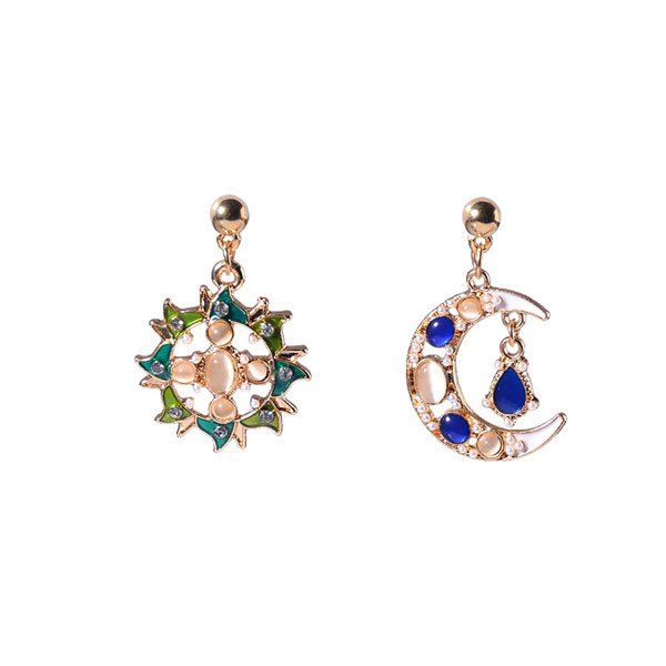 

Rhinestone Teardrop Moon Sun Earrings, Golden