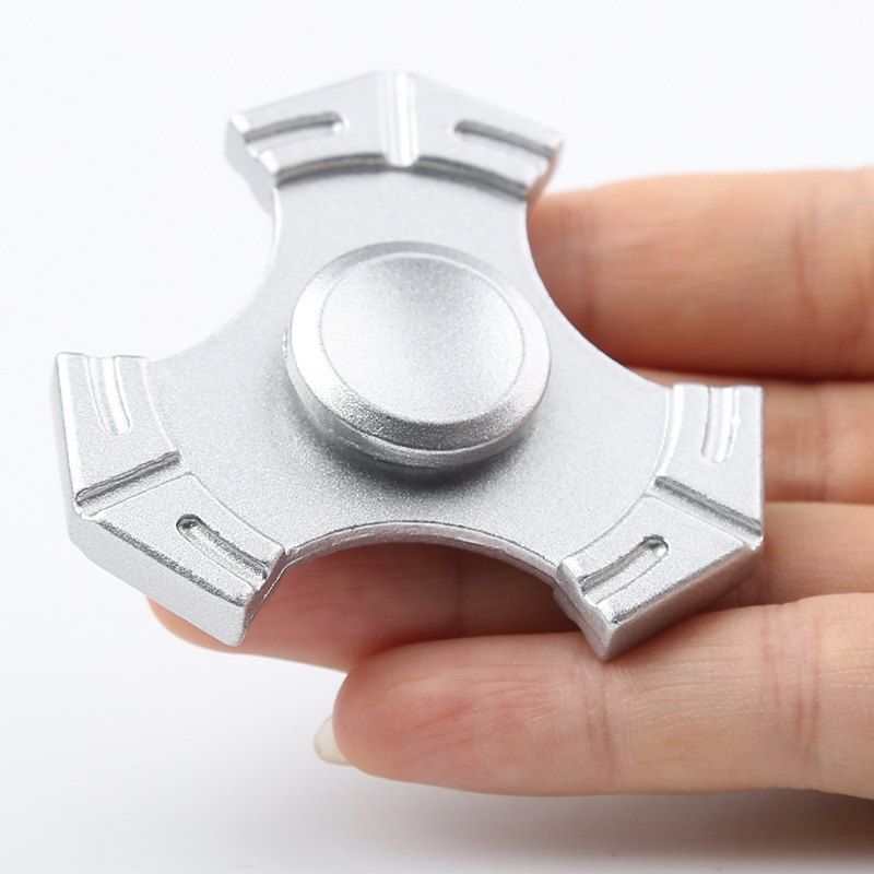 

Focus Toy Zinc Alloy Tri-bar Fidget Hand Spinner, Silver