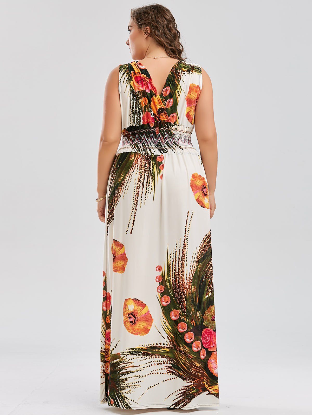 2018 Plus Size Printed Low Cut Maxi Beach Dress WHITE XL In Print