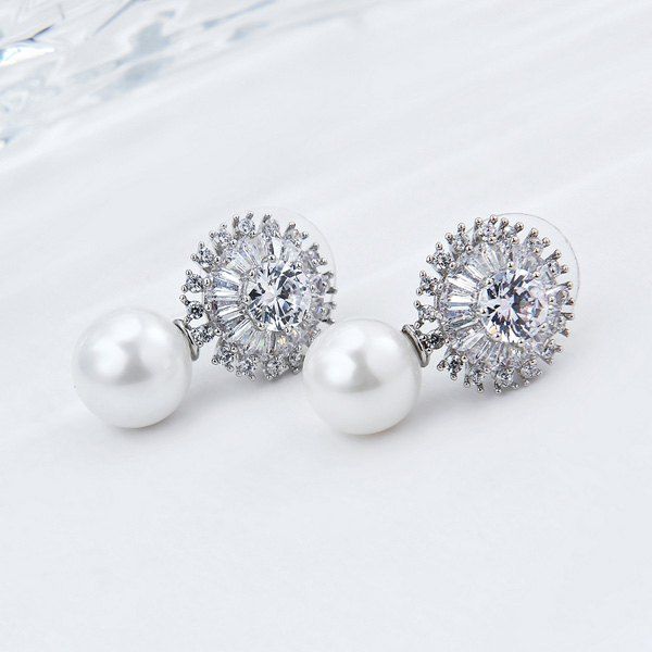 

Rhinestoned Faux Pearl Round Earrings, Silver