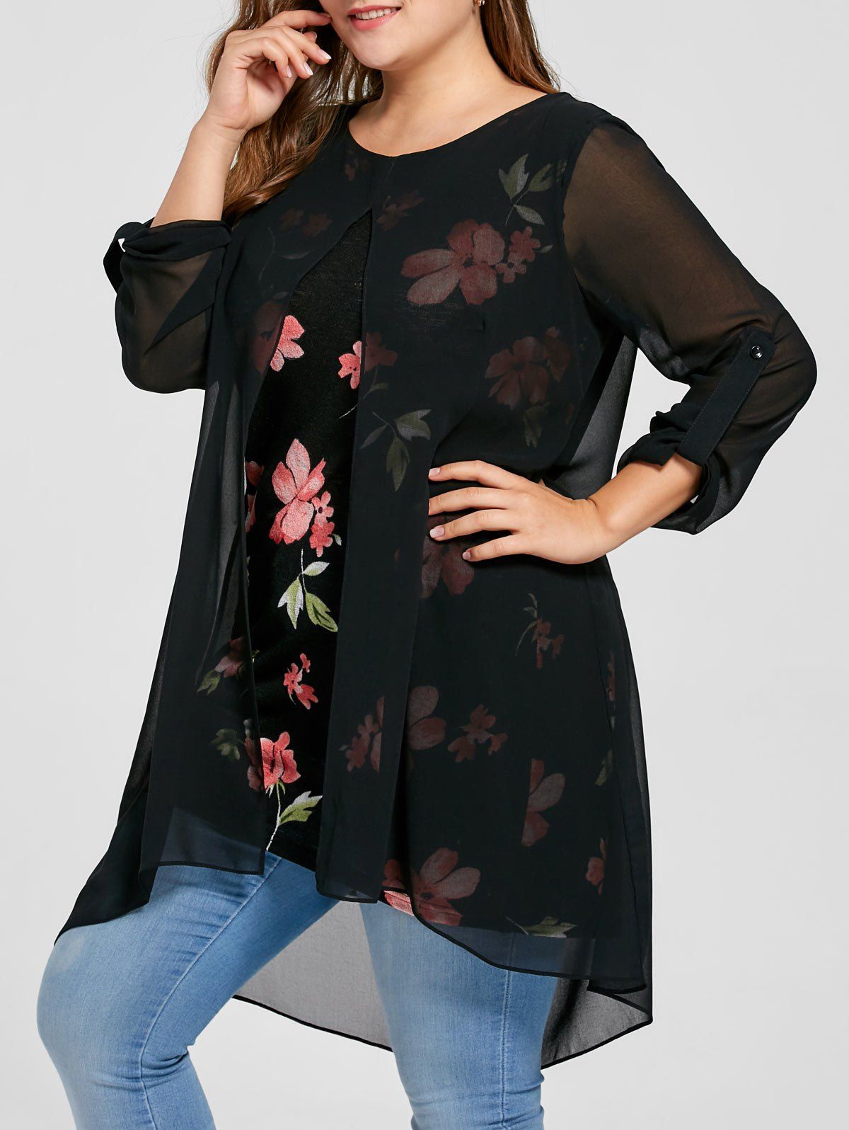 [41 OFF] 2021 Plus Size Front Slit Floral Flowy Blouse In BLACK