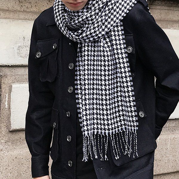 

Houndstooth Print Fringed Wrap Scarf, Black white