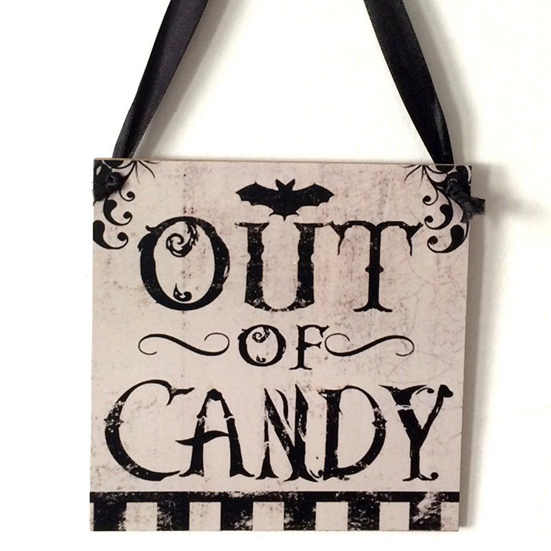 

Halloween Candy Pattern Wooden Hanging Sign, Black