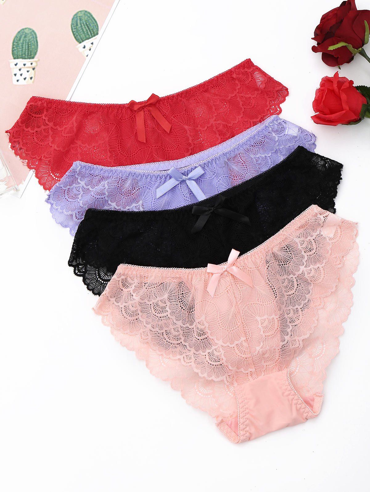 

4 Pieces Lace Panties, Colormix