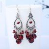 Boucles d'Oreilles Pendantes Design Perles et Fleurs Style Bohémien - Rouge 