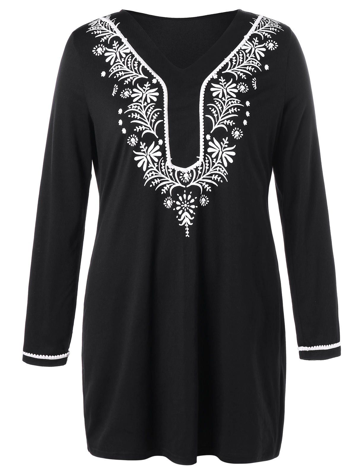 

Plus Size Monochrome V Neck Tee Dress, Black