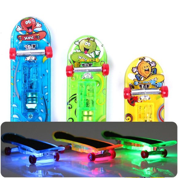3 Pièces Mini Skateboard pour Doigts avec Lumière LED - multicolore 