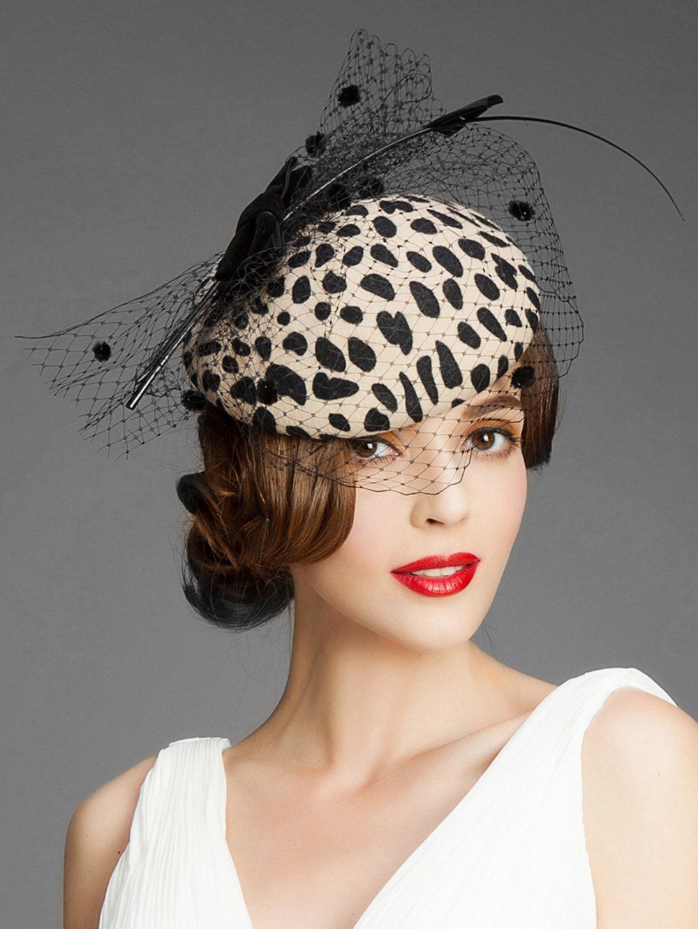 

Vintage Leopard Mesh Beret