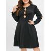 Robe Découpée avec Fausse Perles de Grande Taille à Manches Longues - Noir 4X