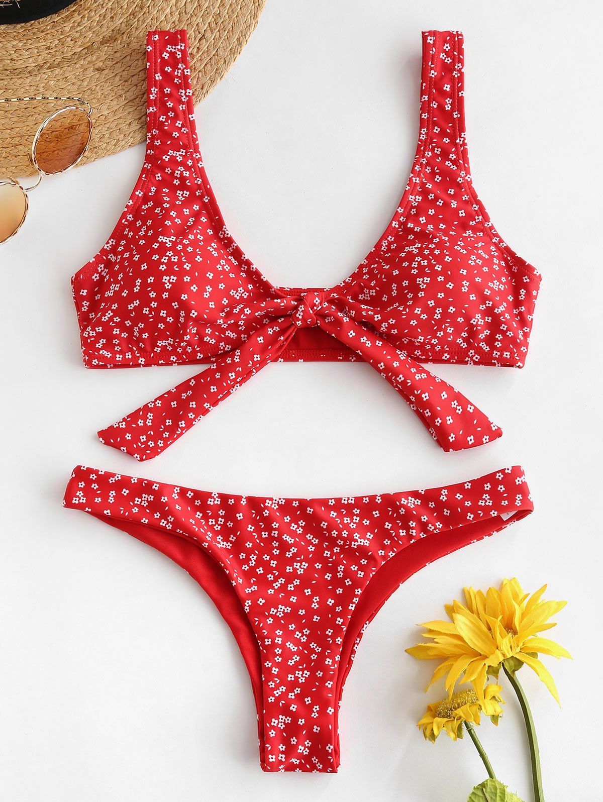 [41% OFF] 2021 Front Knot Floral Low Cut Bikini Set In RED | DressLily