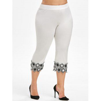 

Plus Size Lace Applique Capri Leggings, White