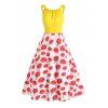 Robe Mi-Longue Contrastée à Imprimé Fraise Sans Manches de Grande Taille - multicolor 4X