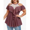 T-shirt en Dentelle Insérée à Epaule Ouverte de Grande Taille à Volants - Rouge Vineux L