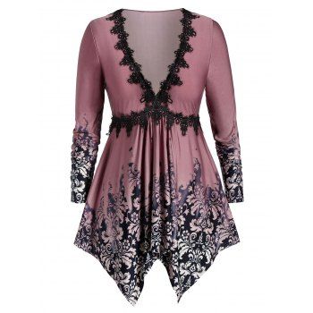 

Plus Size Plunging Neck Tribal Print Hanky Hem T-shirt, Pink