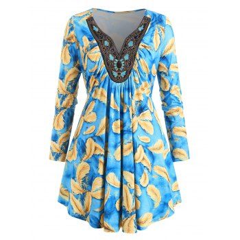 

Plus Size V Neck Feather Print Tunic T Shirt, Deep sky blue