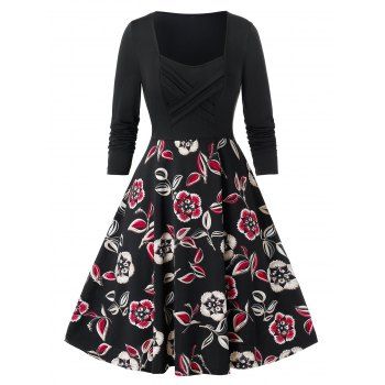 

Plus Size Crossover Floral Print Flare Dress, Black