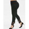Legging Moulant Fleur en Dentelle Insérée de Grande Taille avec Nœud Papillon - Noir 5X