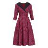 Robe Vintage Longueur à Genou Embellie de Bouton - Rouge 2XL
