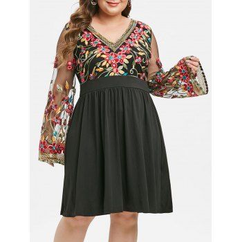 

Plus Size A Line Embroidery Long Sleeve Dress, Black