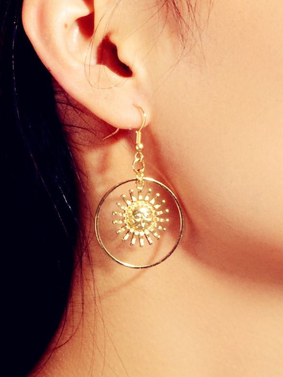Boucles d'Oreilles Pendantes Motif Soleil en Alliage - Or 